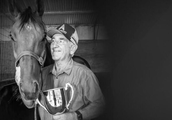 El querido entrenador de Tamworth, Stephen Meyer, murió en un