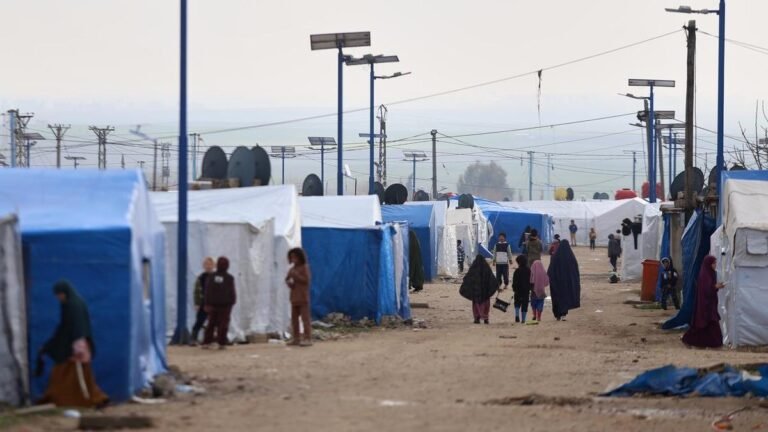 El último grupo de 'novias y niños de ISIS' regresará
