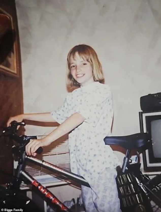 Elle a fait du vélo avec sa sœur et a