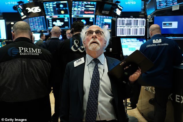 Encore plus de souffrance pour les Américains alors que les