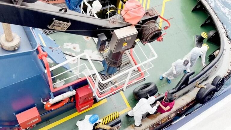 España se prepara para la evacuación de emergencia de más