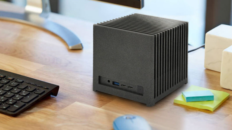 Esta silenciosa mini PC francesa incluye potencia Intel de estación