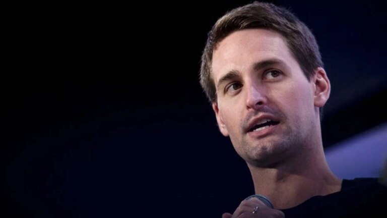 Evan Spiegel déclare que l'IA écrira deux des trois nouvelles