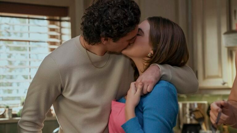 Fuera del campus: ¿Los programas de televisión para adultos jóvenes