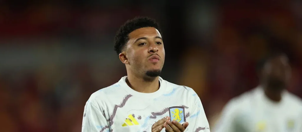 Jadon Sancho: mauvaise performance d'Aston Villa prêtée par Manchester United
