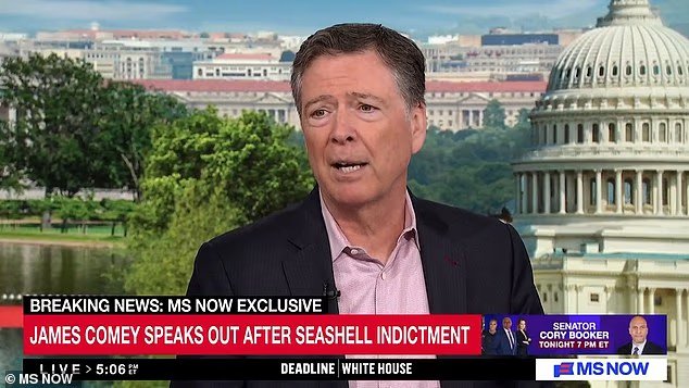 James Comey brise le silence sur l'inculpation des fruits de