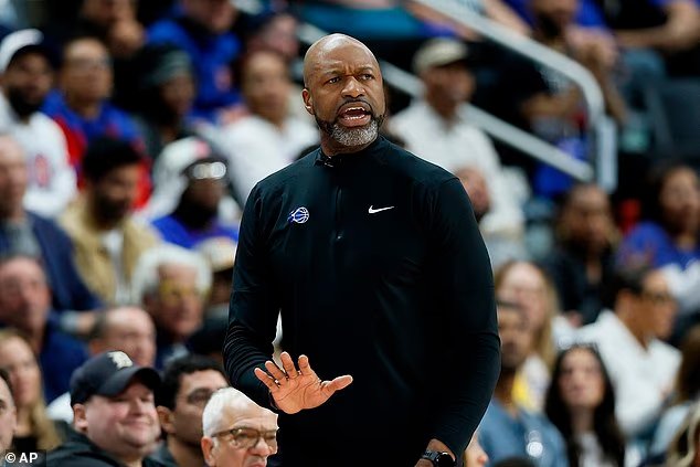 L'Orlando Magic a licencié l'entraîneur-chef Jamal Mosley après un effondrement