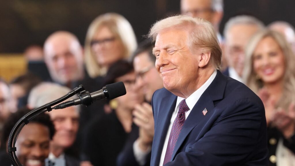 La administración Trump bloquea 30 GW de energía eólica alegando