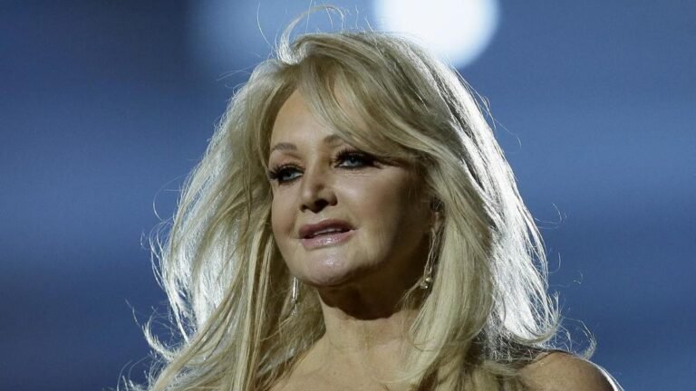 La cantante galesa Bonnie Tyler 'críticamente enferma' pero estable después
