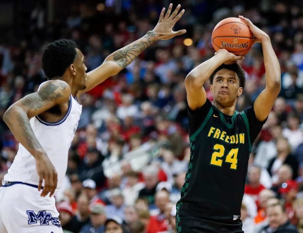 La principale cible de recrutement de basket-ball de l’Iowa annonce
