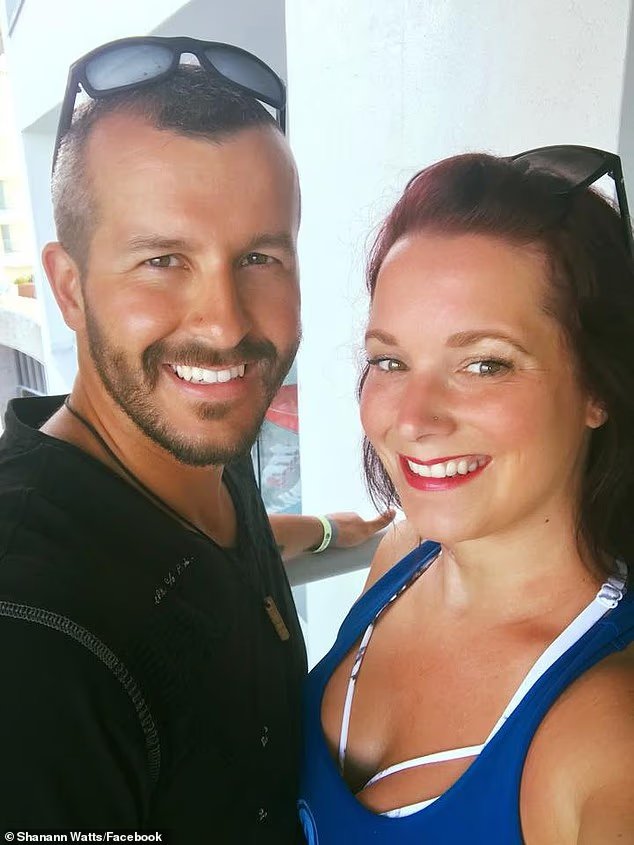 La transformation extrême du père tueur Chris Watts révélée : de