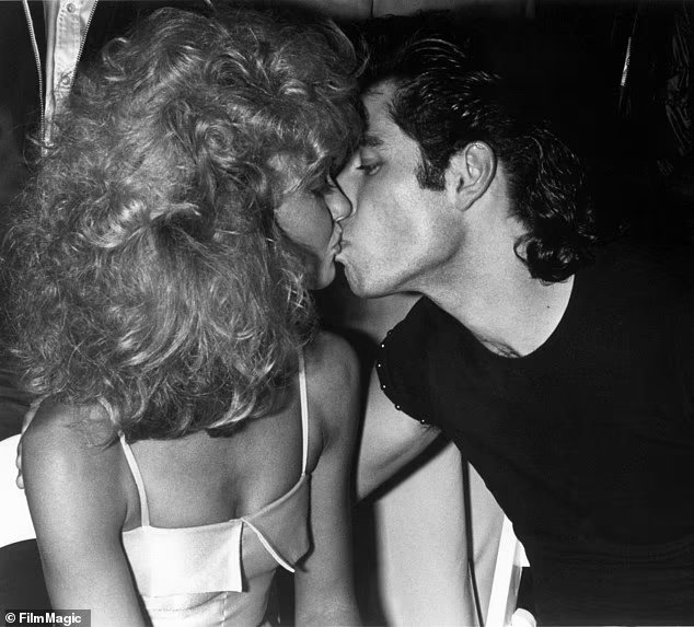 La vérité sur ces rumeurs sur John Travolta : le baiser
