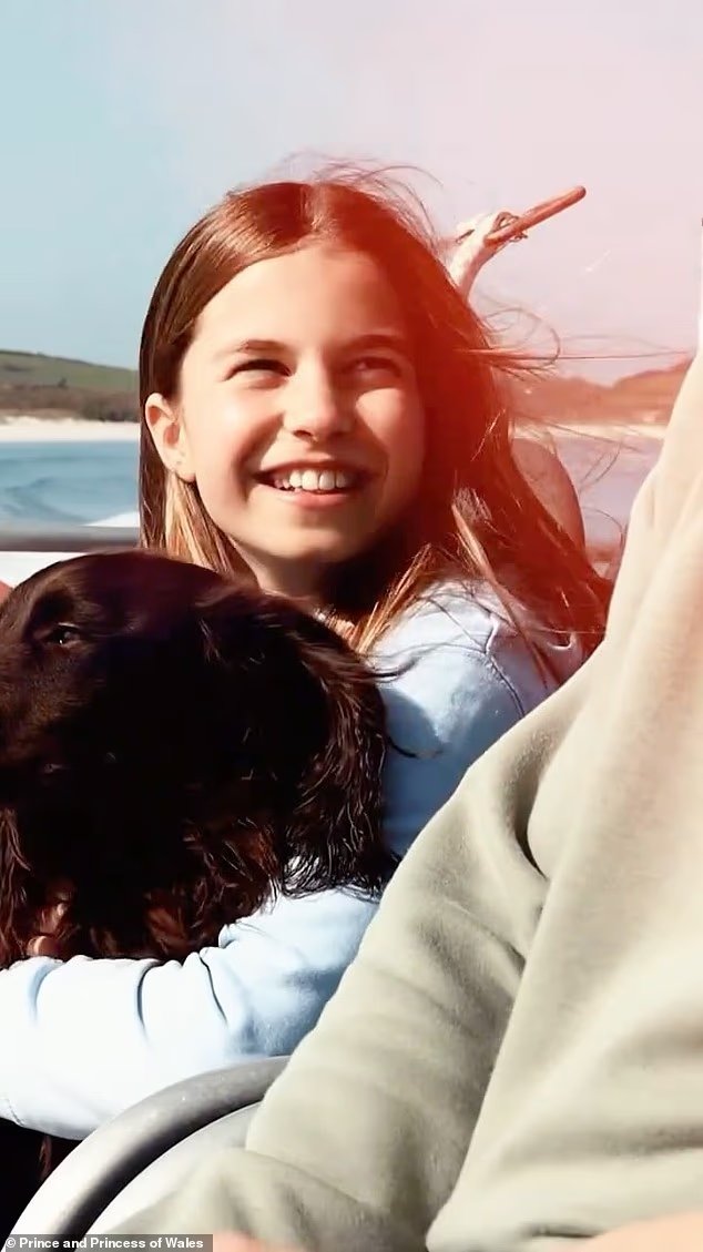 L'anniversaire de Charlotte à la plage ! Kate et William