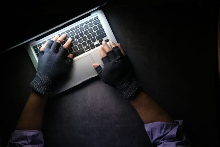 Las filtraciones de identidad están aumentando y empeorando. Entonces, ¿cómo