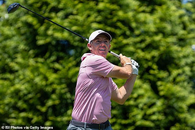 Le champion des Masters Rory McIlroy craint une blessure avant