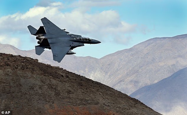 Le désastre de guerre de Trump : 42 avions américains perdus