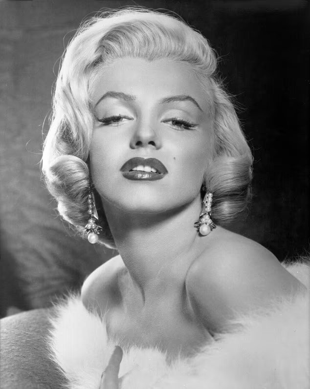 Le médecin de Marilyn Monroe a-t-il dissimulé son rôle dans