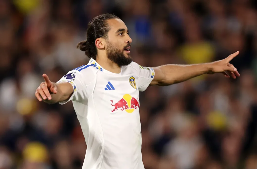 Leeds United a battu Burnley avec une excellente performance en