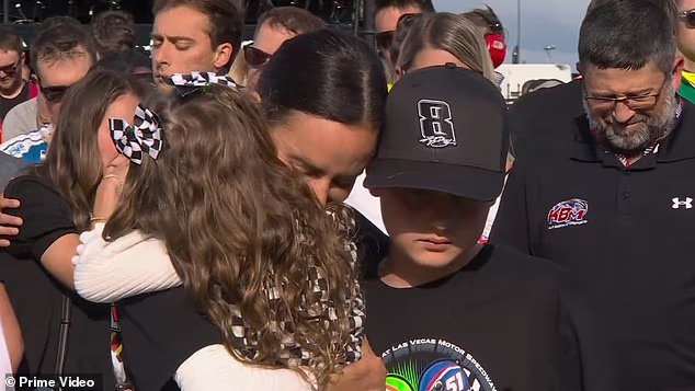 L'épouse dévastée de Kyle Busch fond en larmes alors qu'elle