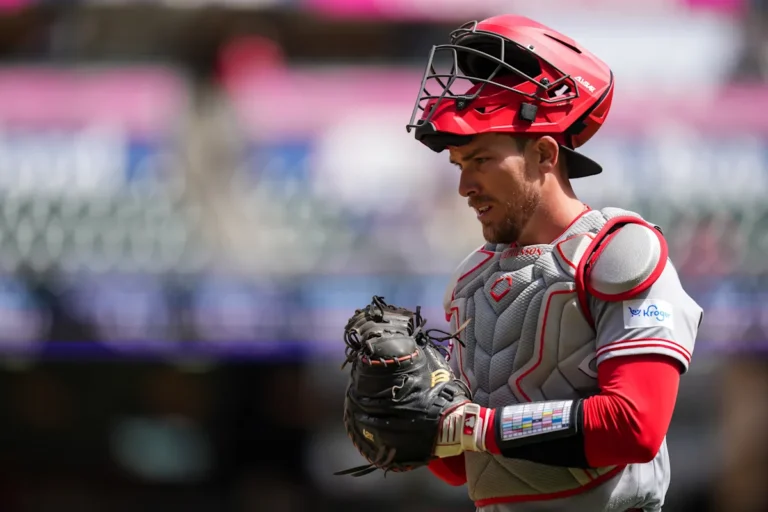 L'erreur du receveur des Reds Tyler Stephenson dans la Petite