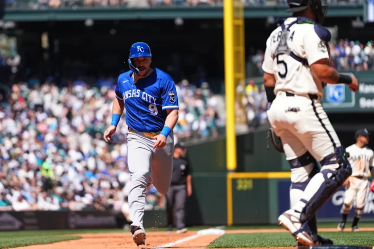 Les Royals ont battu les Mariners par 4 coups sûrs,