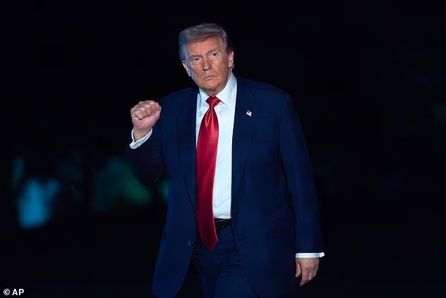 Les détails de l'appel téléphonique du président Donald Trump sur