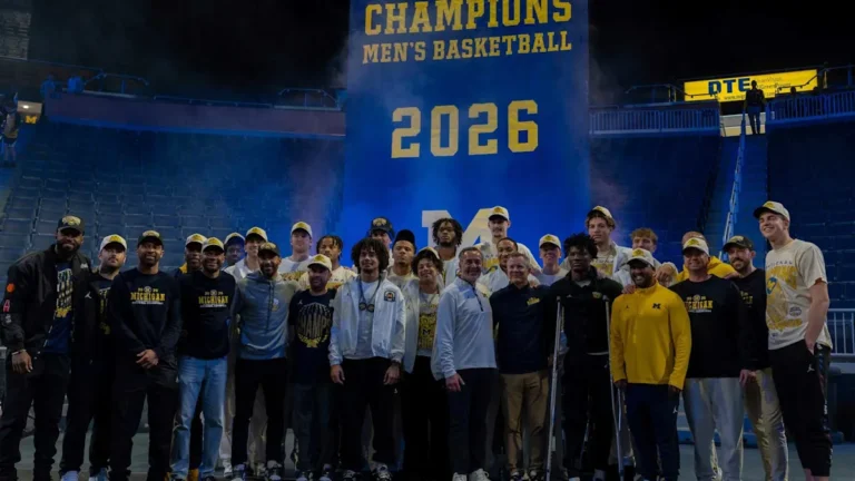 Les récents champions du Michigan et de l'État de Floride