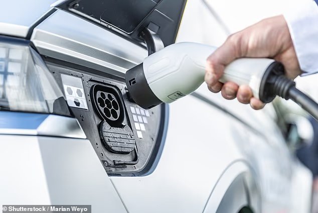 Les véhicules électriques pourraient devenir encore plus chers avec la