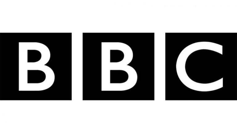Licenciements à la BBC : la British Broadcasting Corporation supprime 2