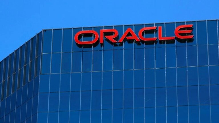 Licenciements chez Oracle : le géant de la technologie rejette les