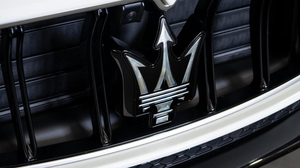Maserati trabaja con JAC de China y Huawei en nuevos