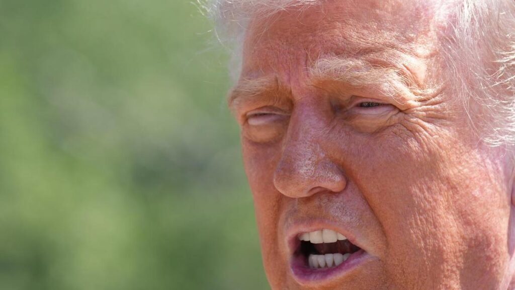 Mientras exigía un acuerdo nuclear, Trump amenazó con atacar a