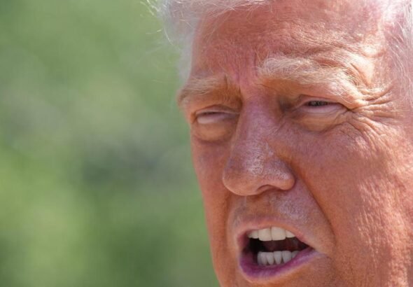 Mientras exigía un acuerdo nuclear, Trump amenazó con atacar a