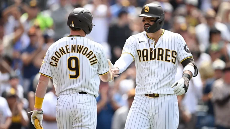 Padres annonce un accord pour vendre l'équipe au groupe d'investissement