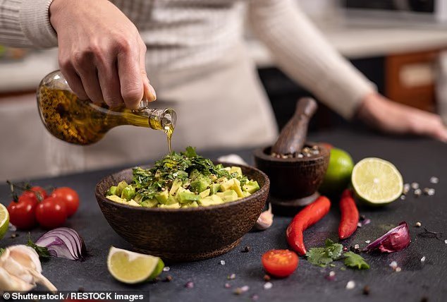 Pourquoi verser un filet d'huile d'olive sur les aliments peut
