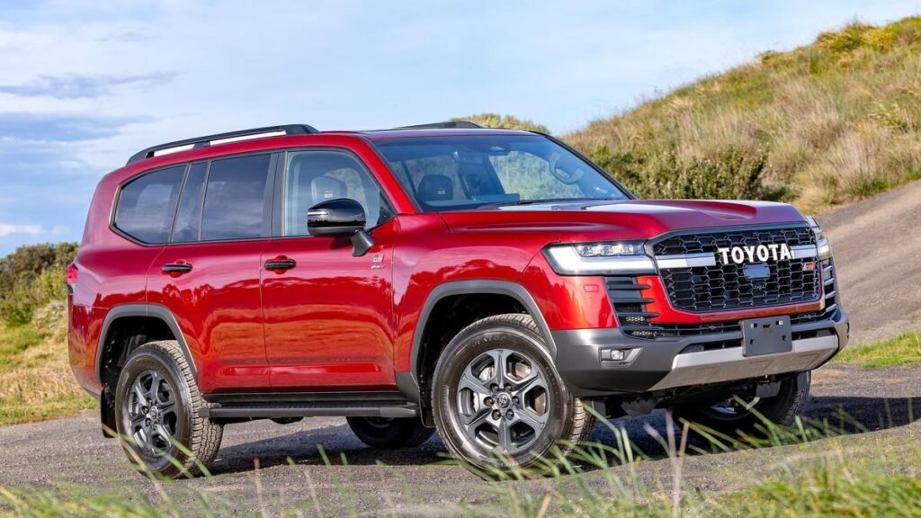 Precios del Toyota Land Cruiser Hybrid 2026: la nueva variante