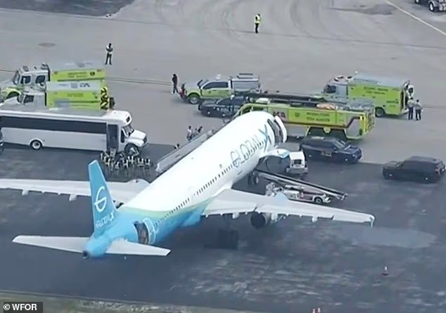Quatre passagers se sont évanouis dans un avion chaud souvent