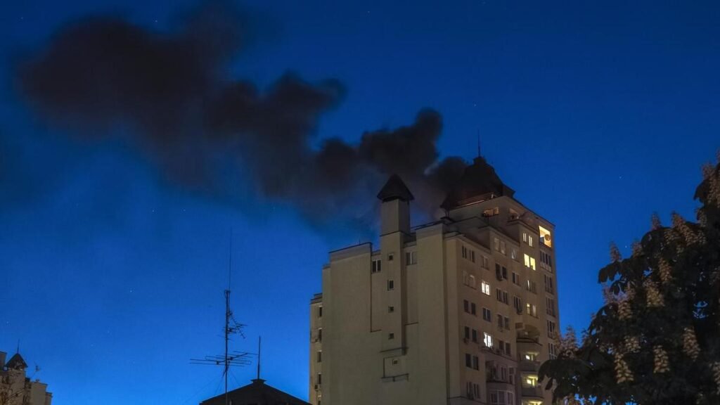 Rusia lanzó un 'gran ataque' contra la capital de Ucrania,