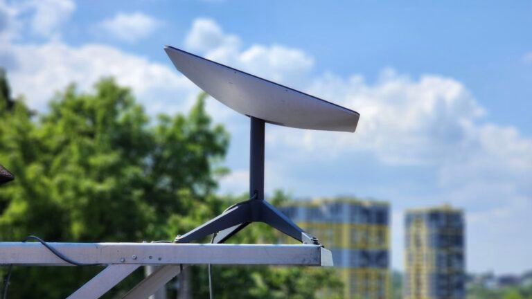 Starlink y Amazon podrían hacerse con el espectro móvil satelital