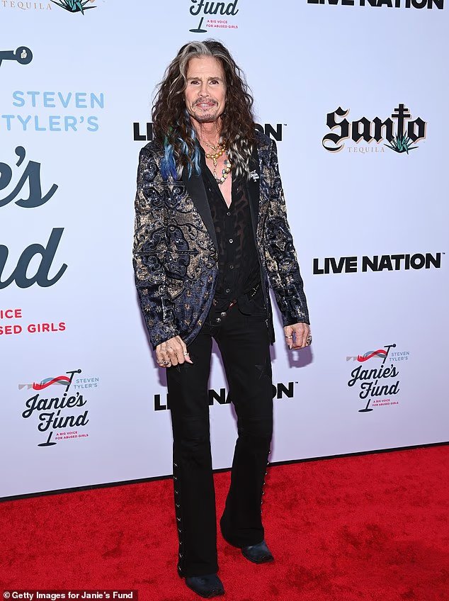 Steven Tyler d'Aerosmith remporte une victoire juridique alors que la