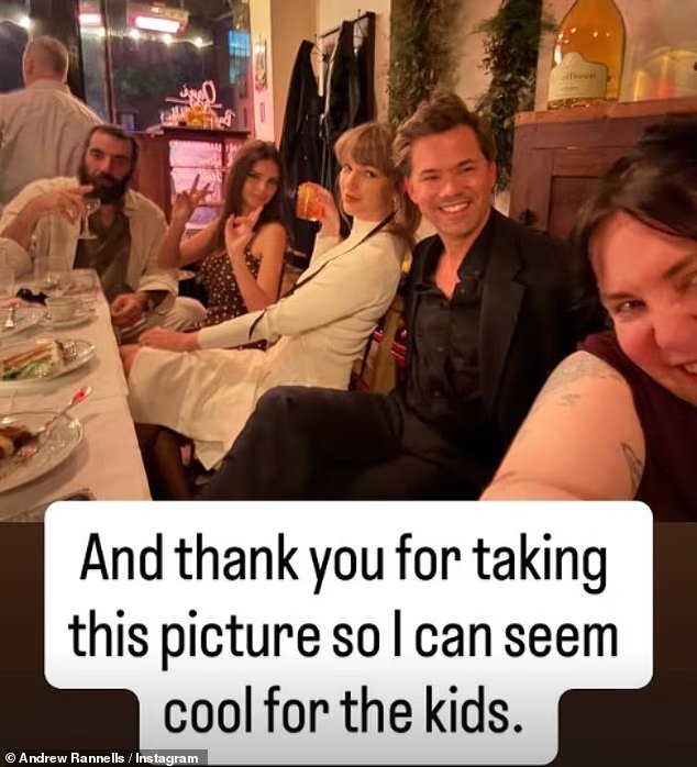 Taylor Swift assiste à la fête du 40e anniversaire de