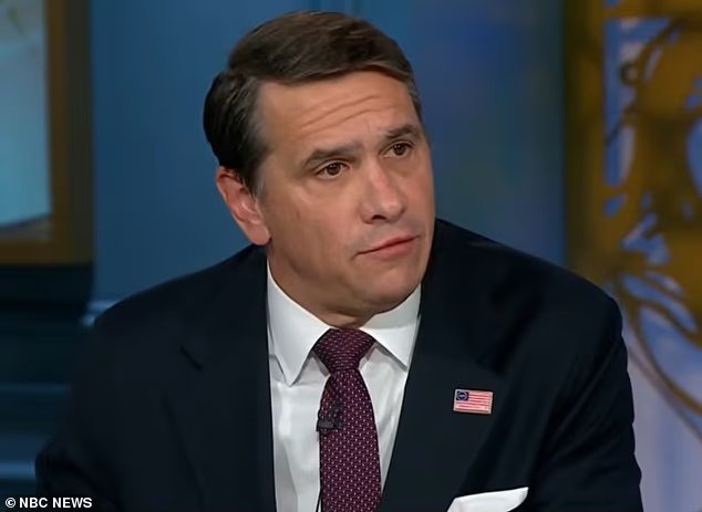 Todd Blanche laisse entendre qu'il existe PLUS de preuves incriminantes