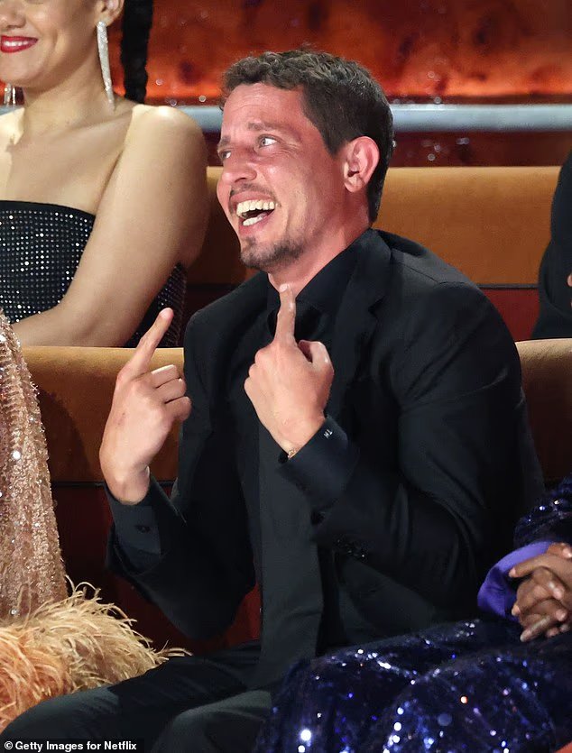 Tony Hinchcliffe lance une attaque ignoble contre Chelsea Handler et