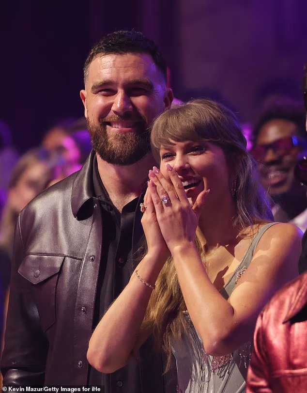 Travis Kelce a fait une confession gênante lors d'un dîner