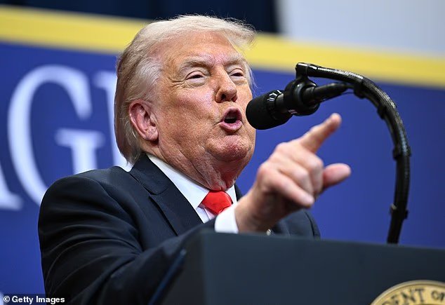 Trump a confirmé que les travaux de construction de la