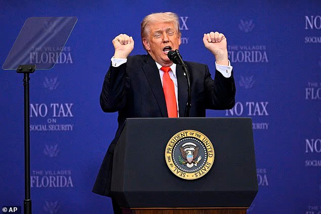 Trump dit que Melania le "déteste" pour avoir dansé sur