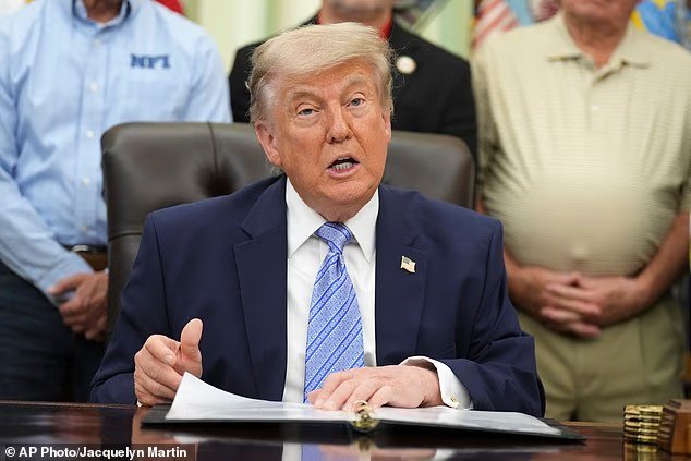 Trump révèle s'il envisage d'assister au mariage de son fils