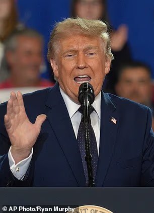Trump se moque sauvagement des « démocrates » pour avoir