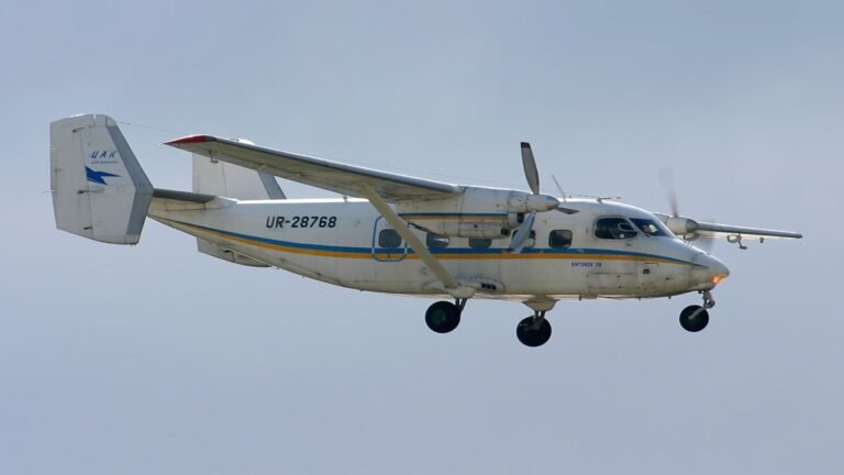 Ucrania convierte el Antonov An-28 de 55 años en una