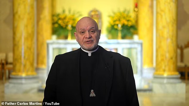 Un exorciste découvre une rencontre terrifiante qui lui « prouve